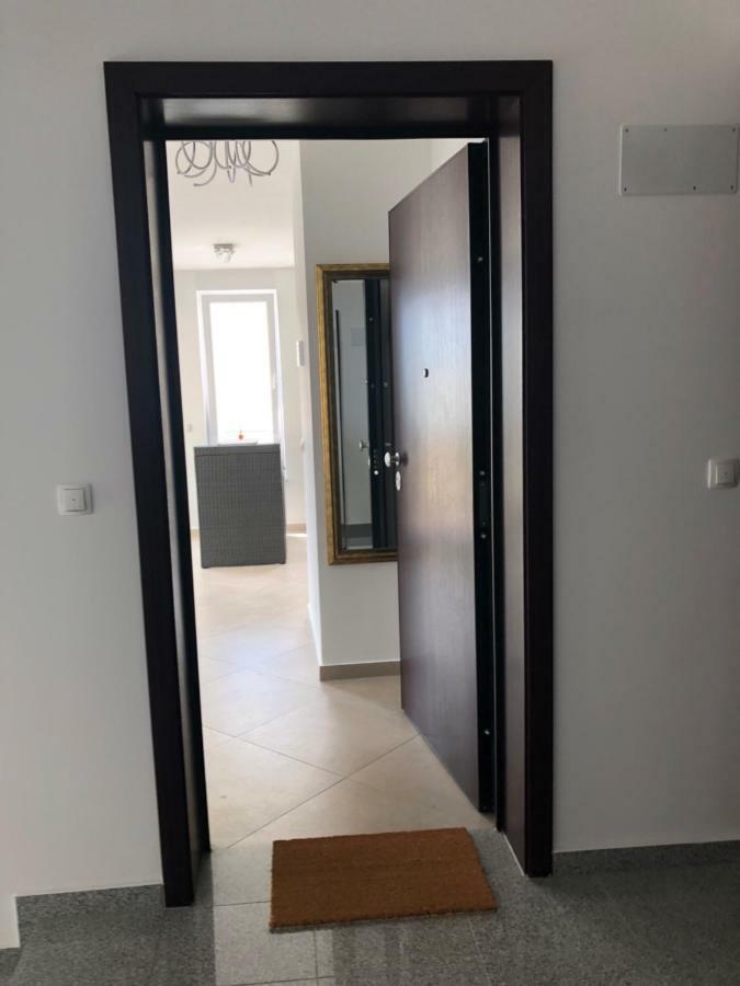 Apartment Zeljkica - Villa Sunce 센 외부 사진
